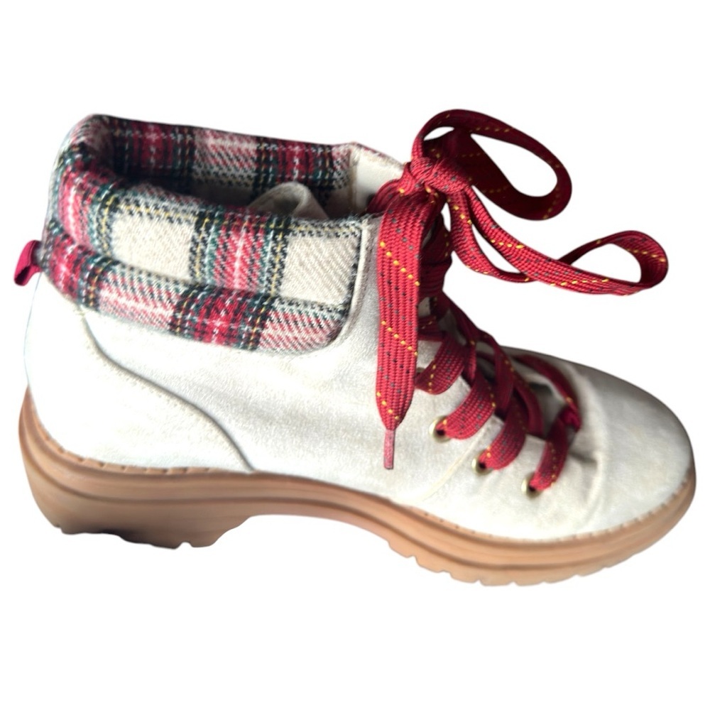SO White and Red Winter Boots with Plaid Accents 6.5